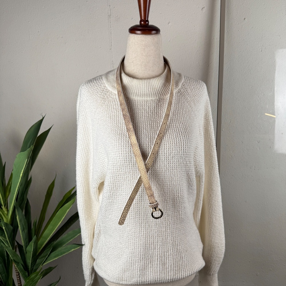 Quiet Luxury Minimalist Textured Garnet Hill Belt Gold Cream Italian Leather - Picture 7 of 7